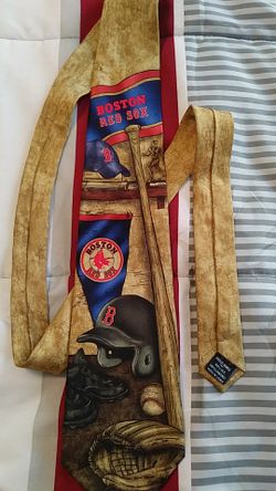 Boston Red Sox tie