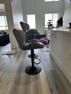 2 Adjustable Velvet Barstools (5⭐️ seller)