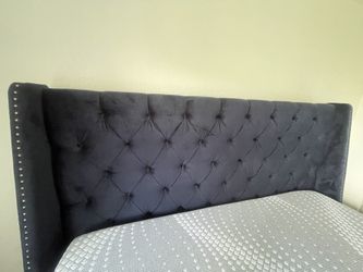 KING Bed