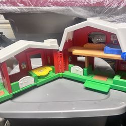 Fisher Price Little People Barn House