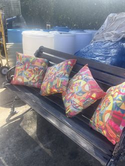4 Colorful Decorator Accent Pillows.  