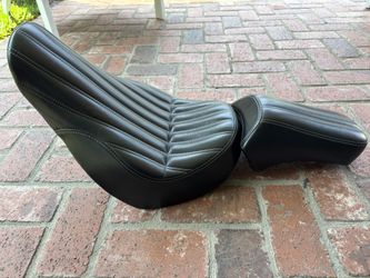 Saddlemen Seat