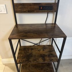 Baker’s Rack With Power Outlet