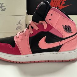 Jordan 1 Mid Coral Chalk (GS) Pink 6.5Y