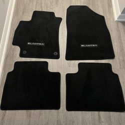 2021-2023 Hyundai Elantra Floor Mats OEM