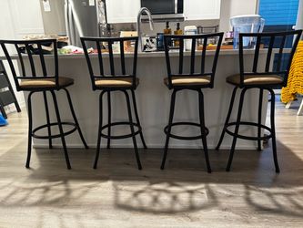 Bar stools set of 4