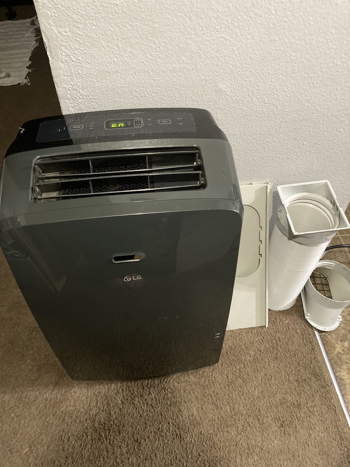 LG 12,000btu Air Conditioner