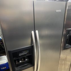 Refrigerator Frigidaire 