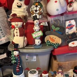 Set Of 11 Snowmen/ Plus Two Door Handle Snowmen/ Plus Storage Tote