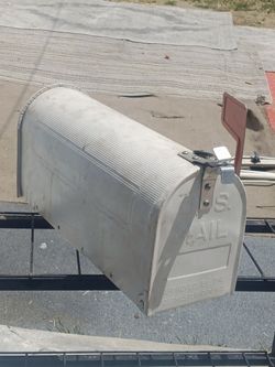 Mail Box