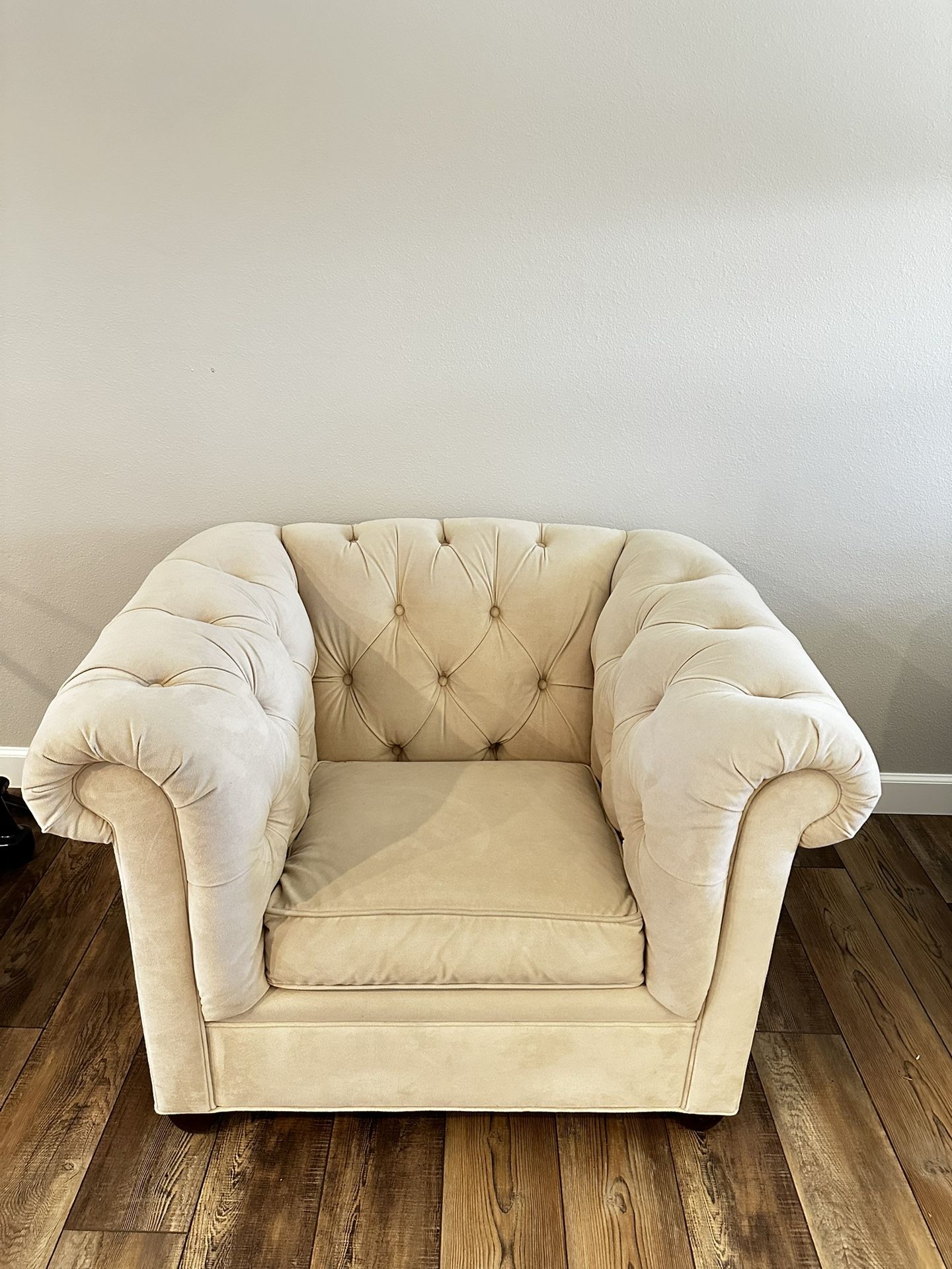 $250 Armchair