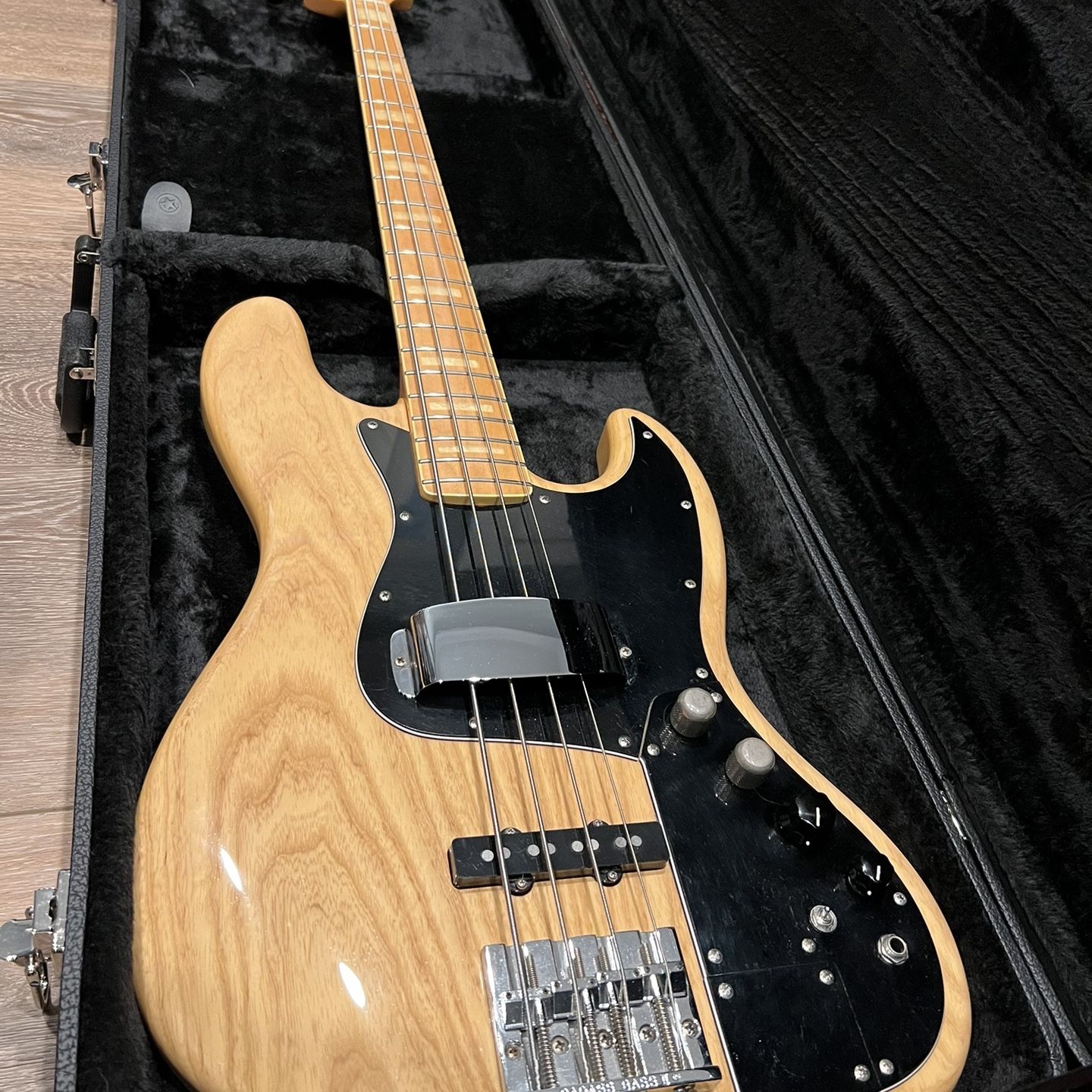 Fender Marcus Miller Jazz Bass Guitar 