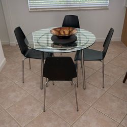 Small Dining Table 