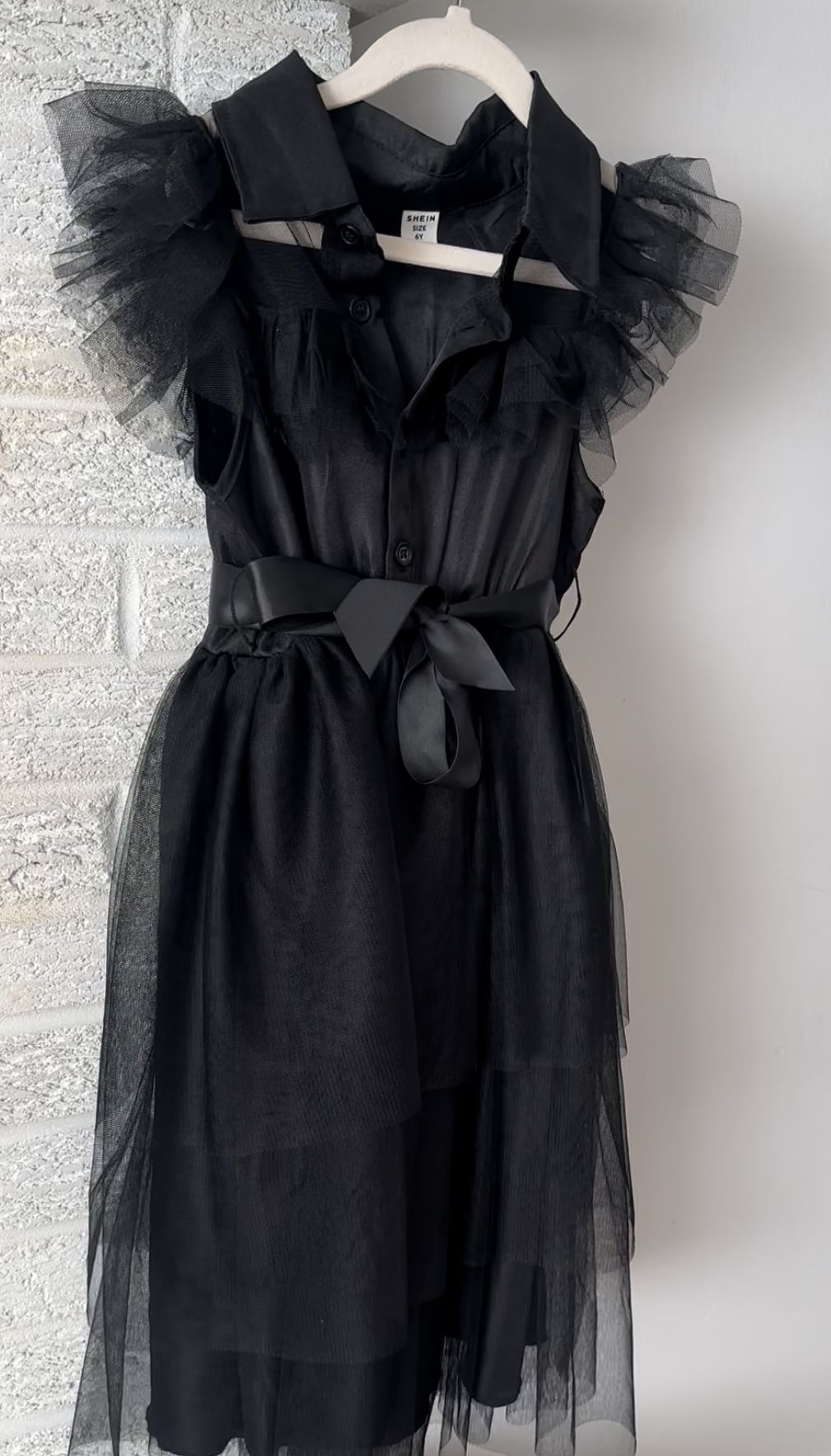 Wednesday Halloween Girls Costume Size 6 With Wig