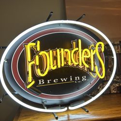 Neon Beer Sign 