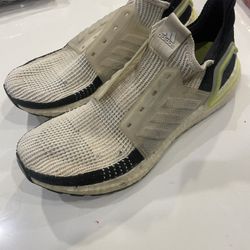 Adidas Men’s White Ultra boost Sneaker, Size 9