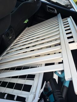 Free! White baby crib