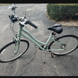Giant Cypress M Beach City Bike 