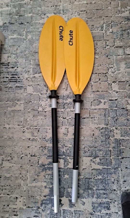 Chute brand kayak paddle