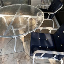 48 Inch Glass Top Aluminum Table With Four Chairs