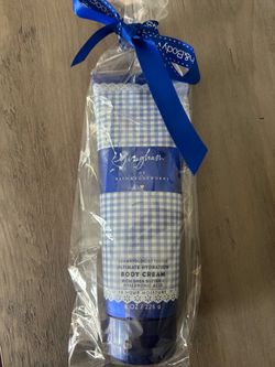 Bath and Body Works Gingham scent  body cream Size: 8 oz new