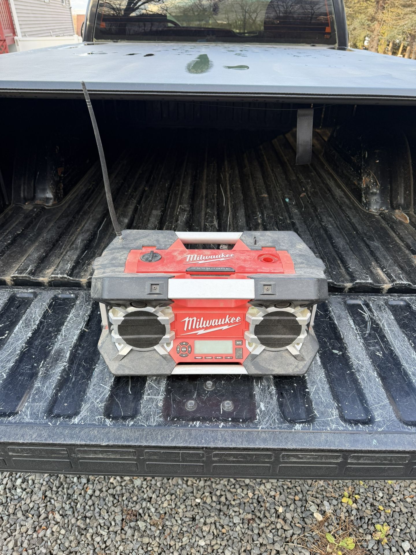 Milwaukee Job Site Radio