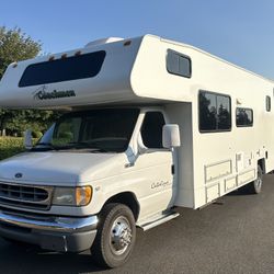 36’ Class C in Great Condition! (<60k miles)