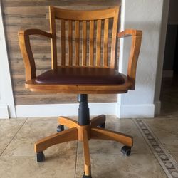 Office Chair with Arms 