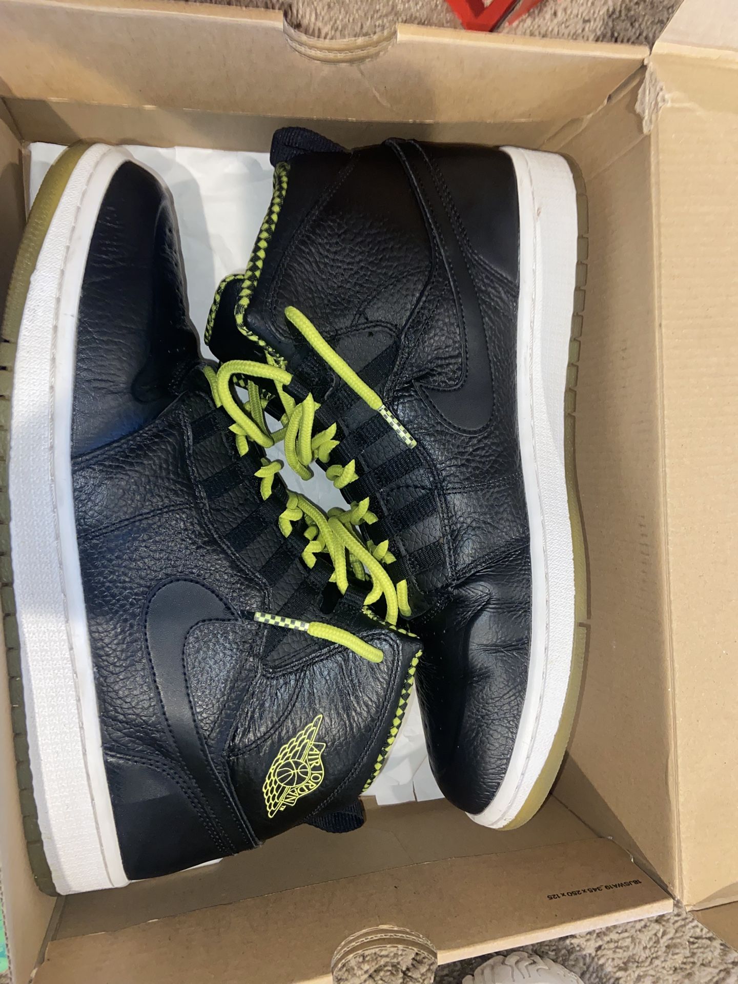Air Jordan 1 Venom Green