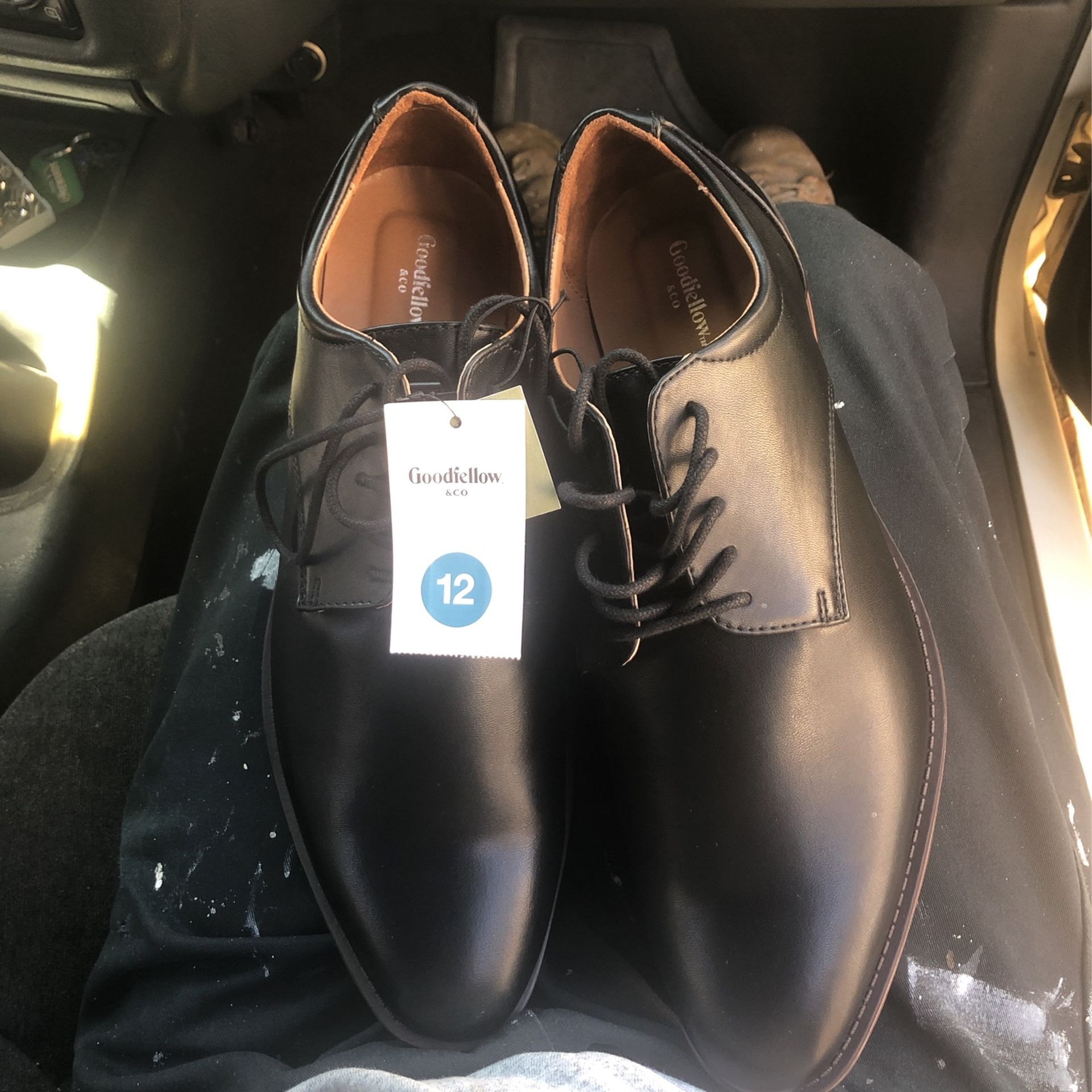 Goodiellow Shoes For Men 30 Dls Brand New