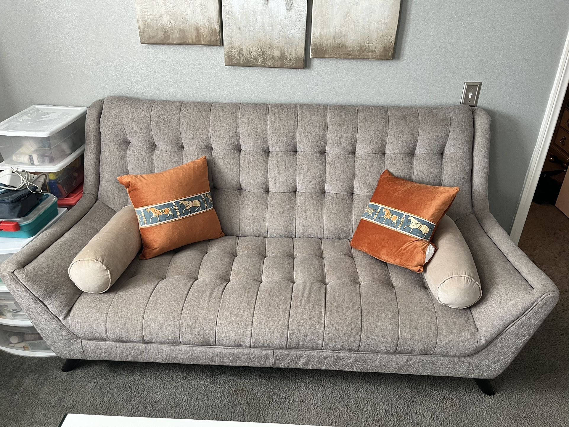 Modern Sofa Set (4)