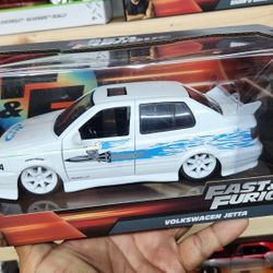 Volkswagen Jetta / COLLECTIBLE 1/24 TOY