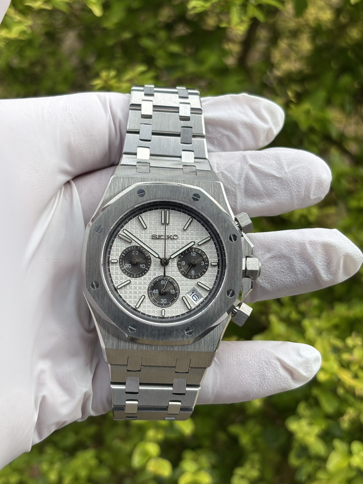 NEW Seiko Premium MOD Panda Chrono Integrated Bracelet VK63 Chronograph MINT 