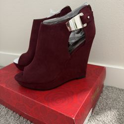 New Carlos By Carlos Santana Manchester Wedge Heel Size 8M