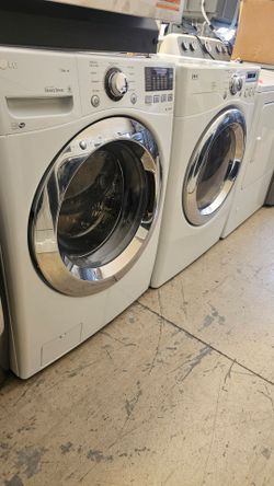 Washer And Dryer Electric Ultra Capacity Work Great Have Warranty Available