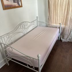 Twin bed frame