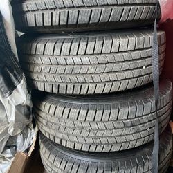 Yantas Con Rines Para Una Troca Chevrolet Silverado 6 Virlos 