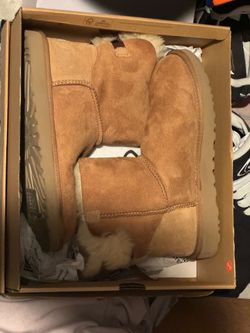 Womens UGG® Mini Bailey Bow II Boot - Chestnut