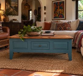 ✨Newly Refinished Solid Wood Coffee Table | Mexican Style - Free Delivery!
