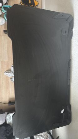Mesa de juegos(se vende por mudanza )