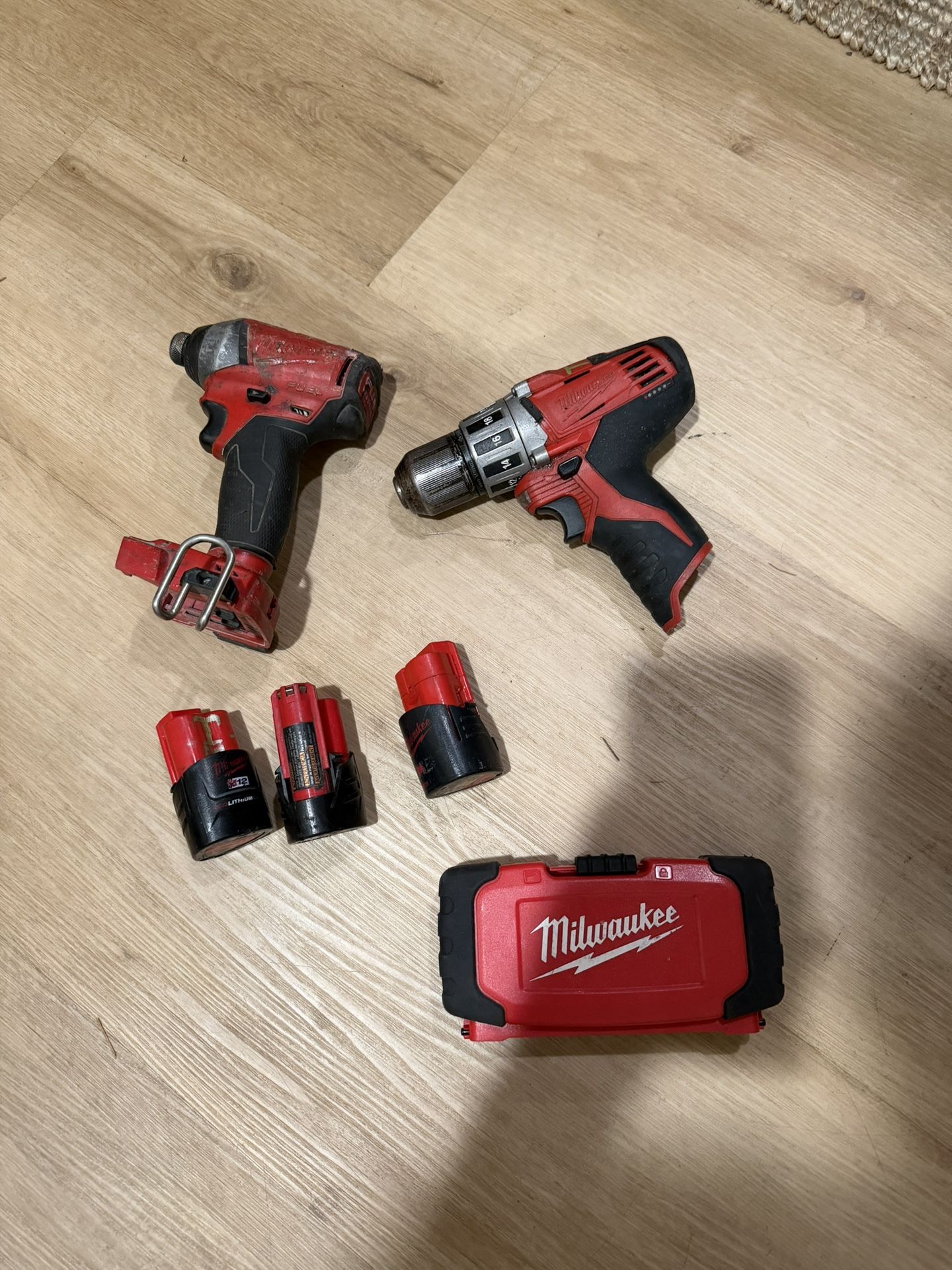 Milwaukee M12 Tool Lot – Impact Driver, Drill, 5 Batteries, Bit Set – All Working 