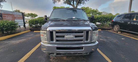 2014 Ford E-350