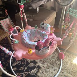Minnie Mouse Infant Jumper Activity