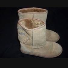 Juicy Couture Short Tan Shearling Boots size 7 Women's