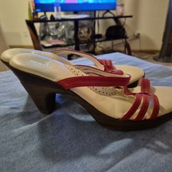 Womens Strapy Red Wedges Size 8.. 5 Bucks