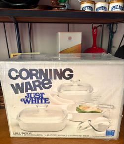 Vintage, BRAND NEW, Still sealed in the Original Box, Corning Ware Just White Starter Set