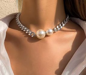 New Chains Necklaces Women Gothic Imitation-Pearl Pendant Necklace in Silver or Gold colored