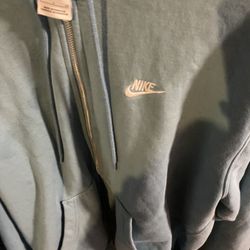 Men Small Nike Jacket 