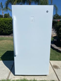 17.3 Cu.Ft. Automatic Defrost Upright