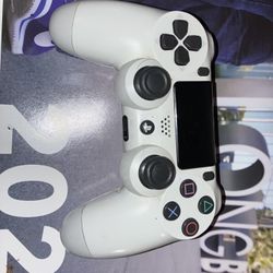 PS4 Controller 